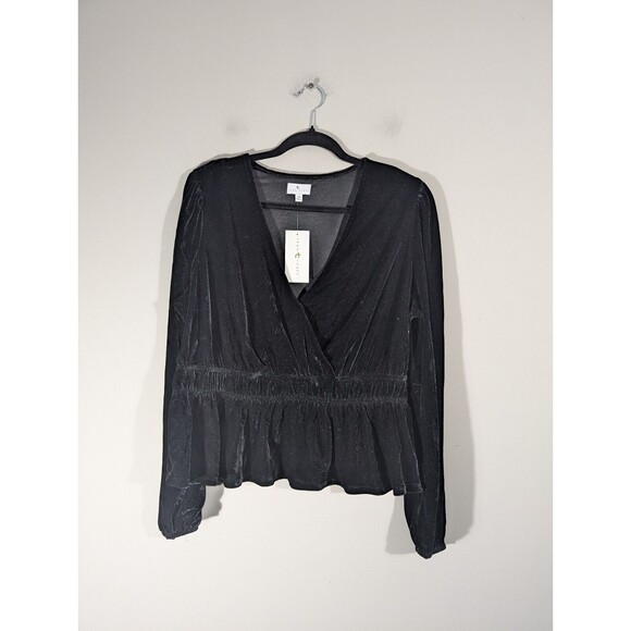 NWT True Craft Top Women Plus 1X Black Velvet Long Sleeve Romantic Goth Witchy - Picture 1 of 8